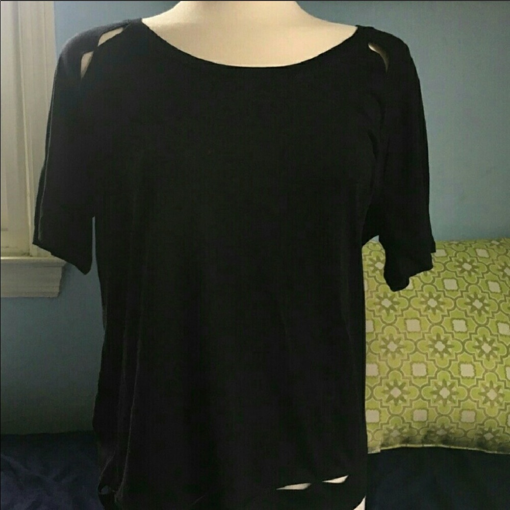 Fabletics Cutout Tee - Picture 3 of 3